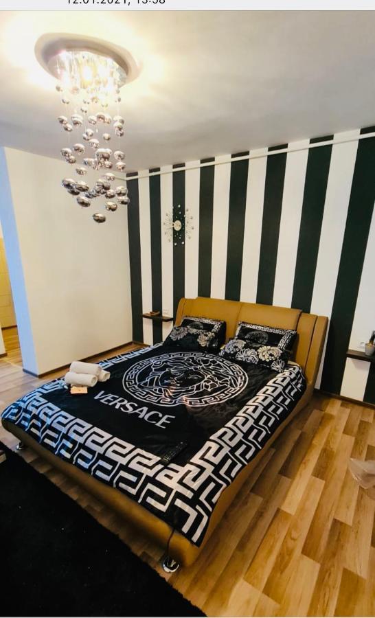 Apartament Cristina Deva Buitenkant foto