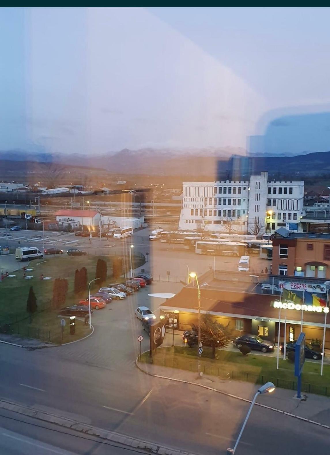 Apartament Cristina Deva Buitenkant foto